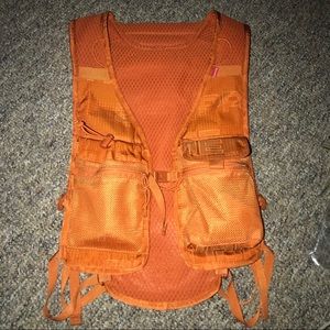 SUPREME pack vest -Sunrise Orange BRAND NEW in BAG with TAG. SOLD OUT on website